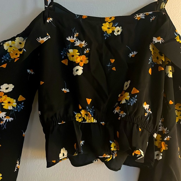 Off shoulder with spaghetti with thin straps - $14 - Picture 4 of 7